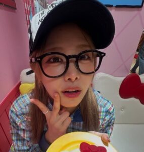 フルーツジッパー仲川瑠夏の年齢に驚き！ミームや前世アイドル時代？