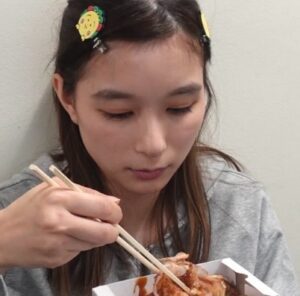 芳根京子の彼氏はいる？難病克服後のキャリアと結婚の時期予測まで！